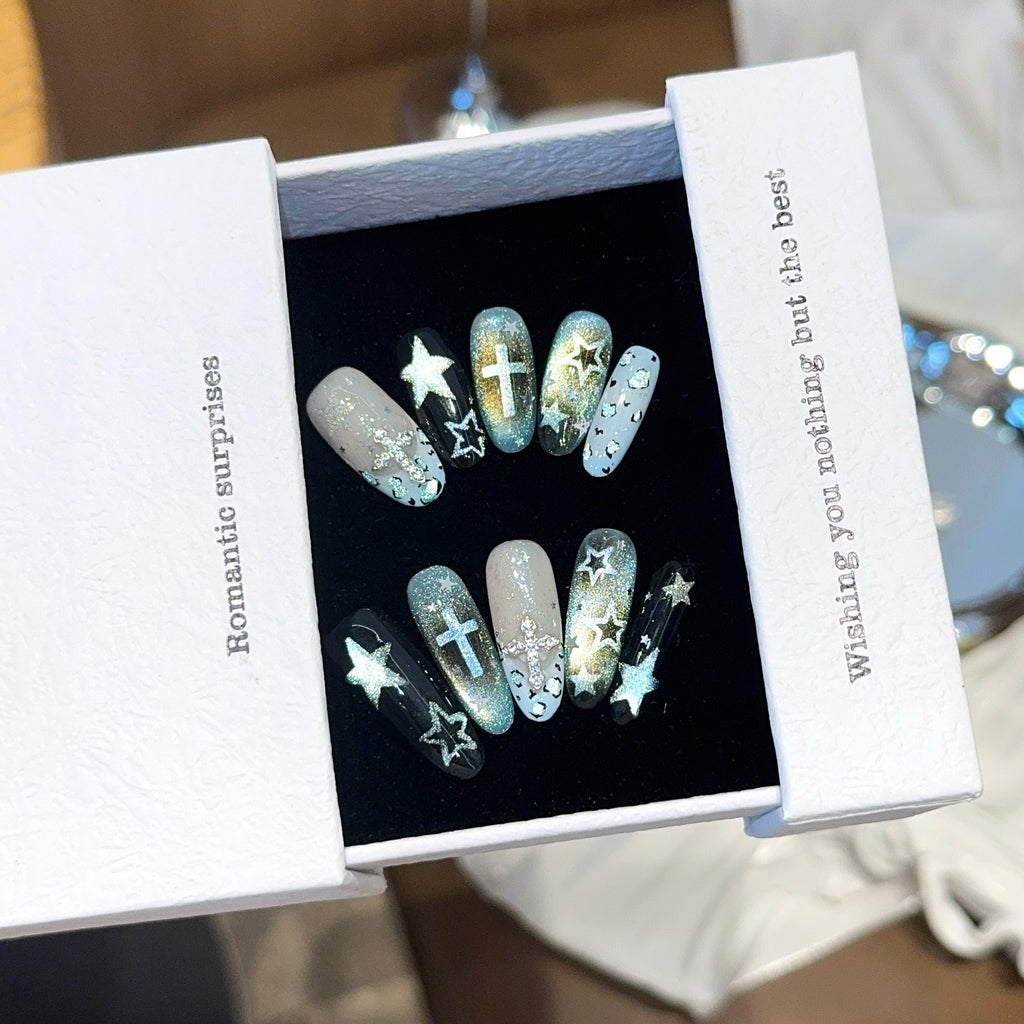 Handmade press-on nails, reusable.