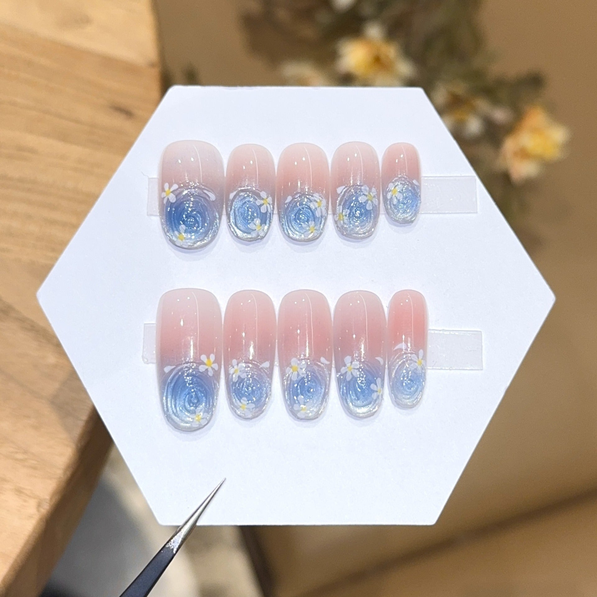 Handmade press-on nails, reusable.