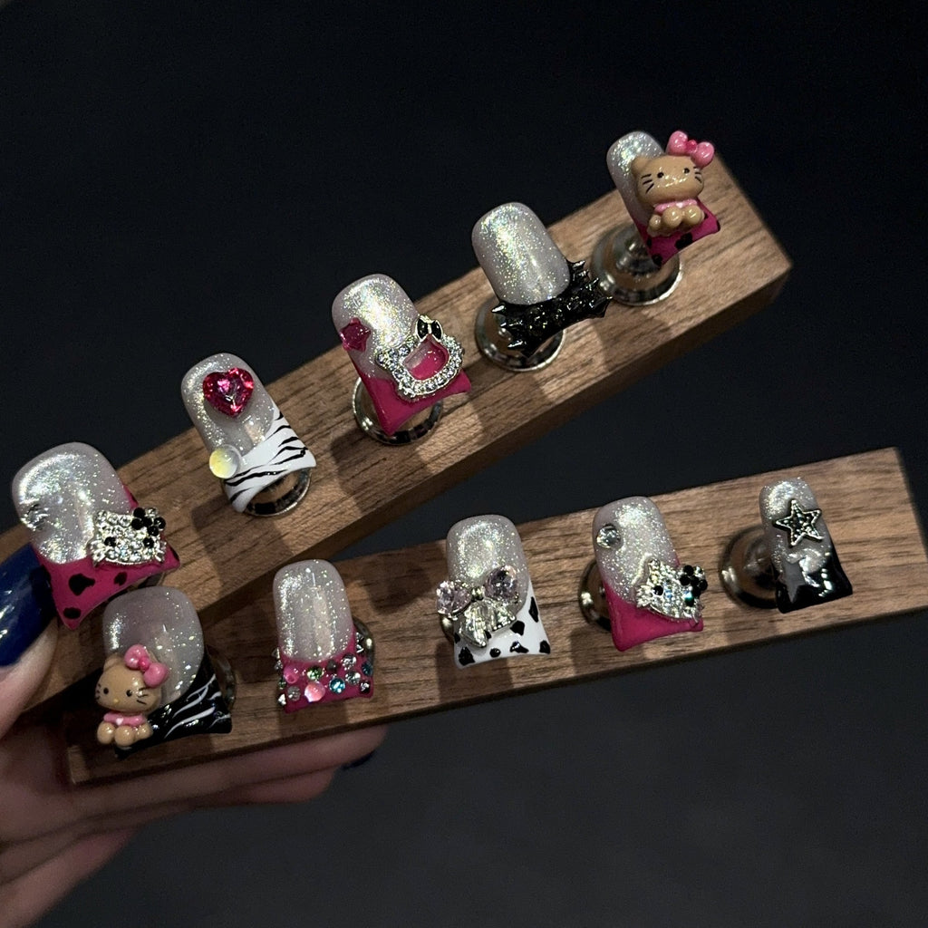 Handmade press-on nails, reusable.