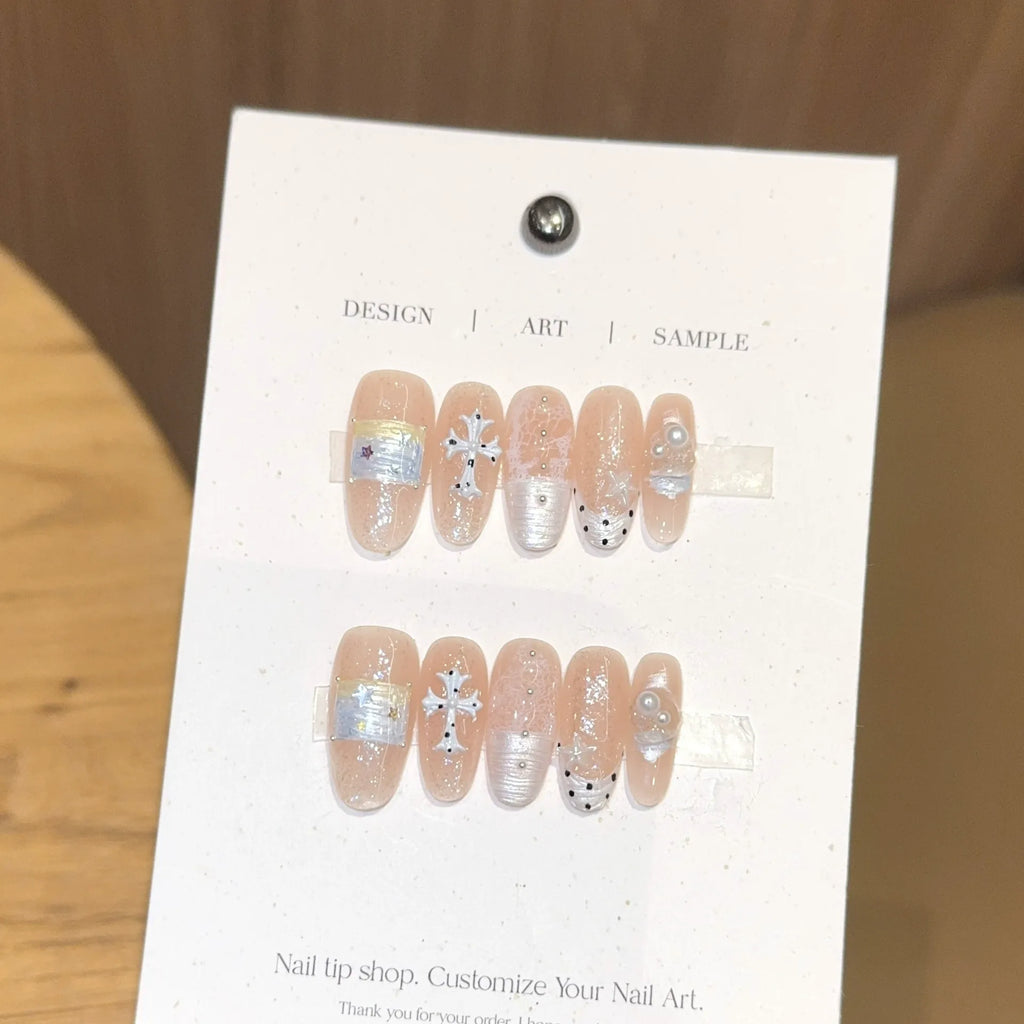 Handmade press-on nails, reusable.