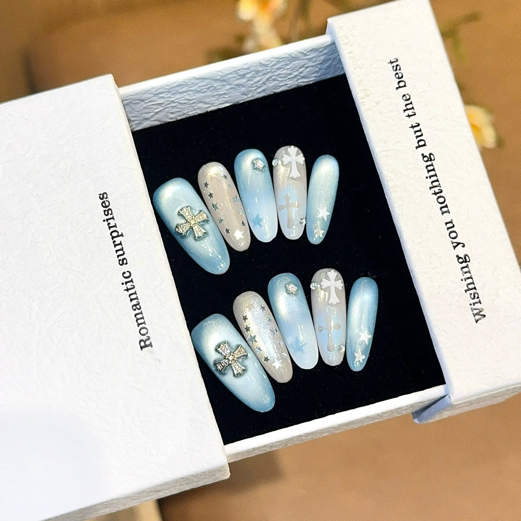 Handmade press-on nails, reusable.