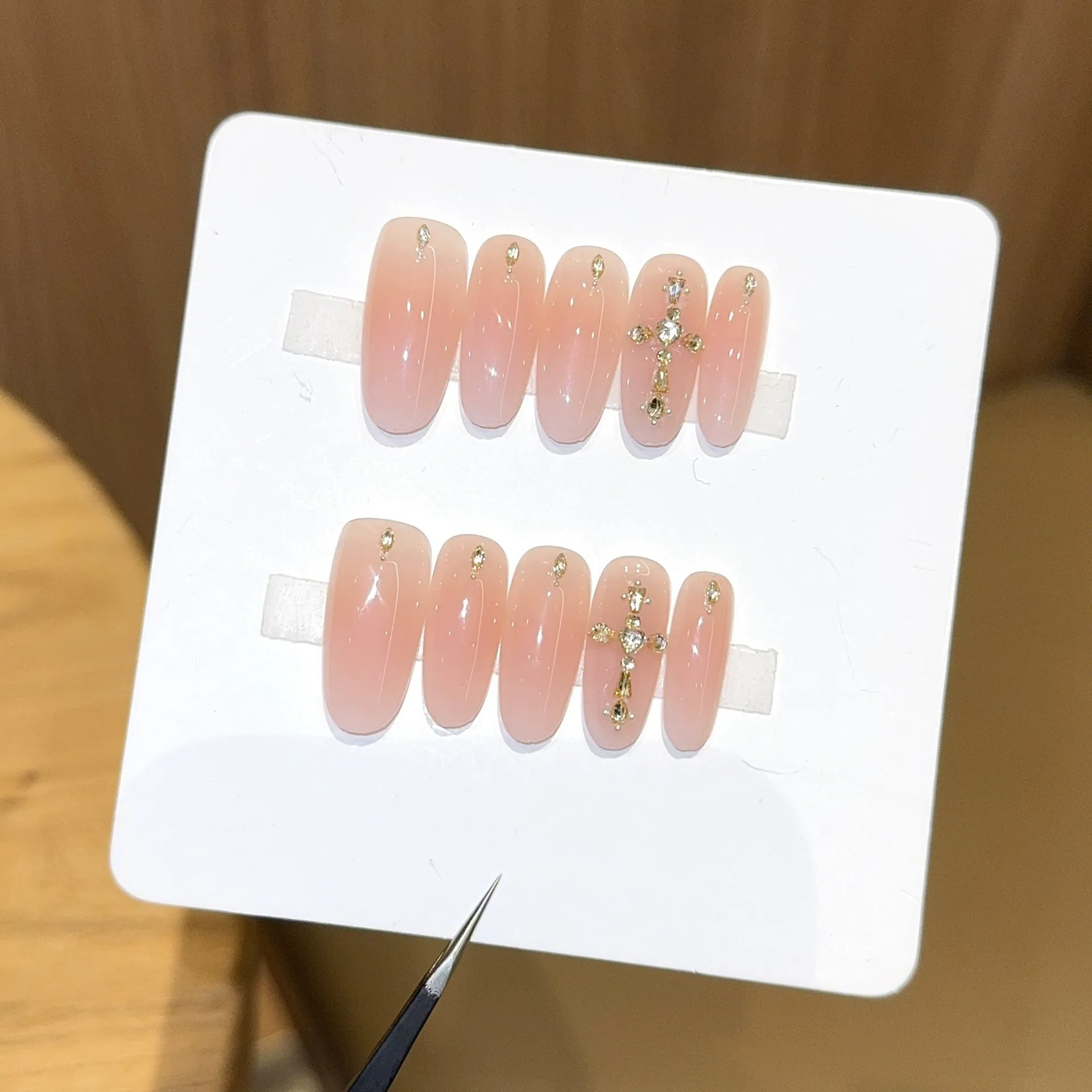 Handmade press-on nails, reusable.