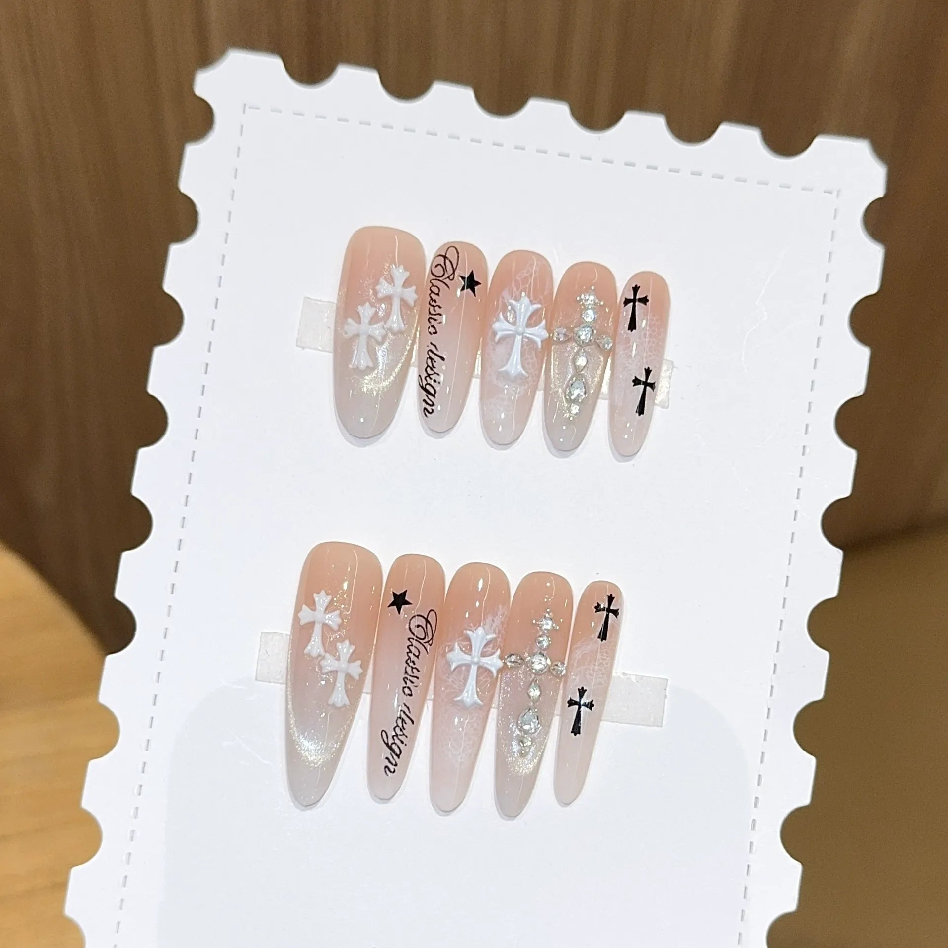Handmade press-on nails, reusable.
