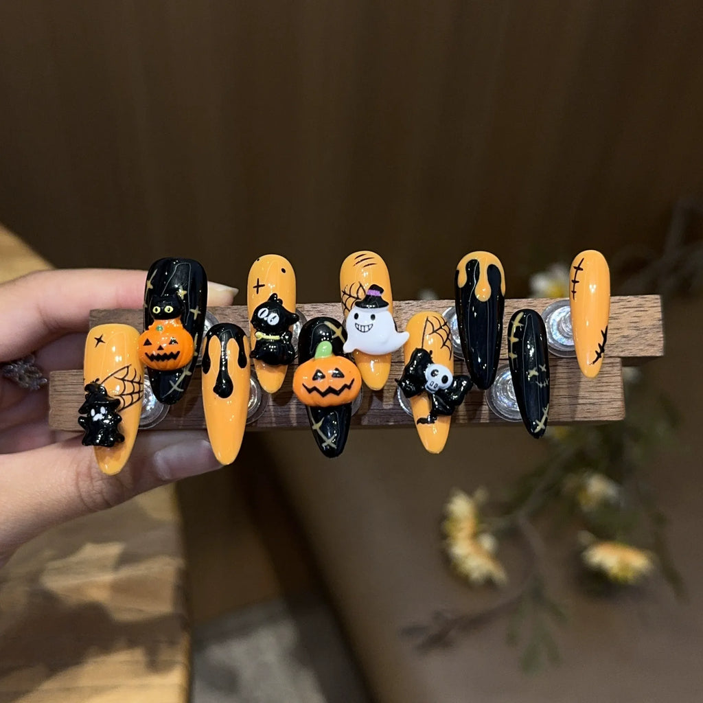 Handmade press-on nails, reusable.