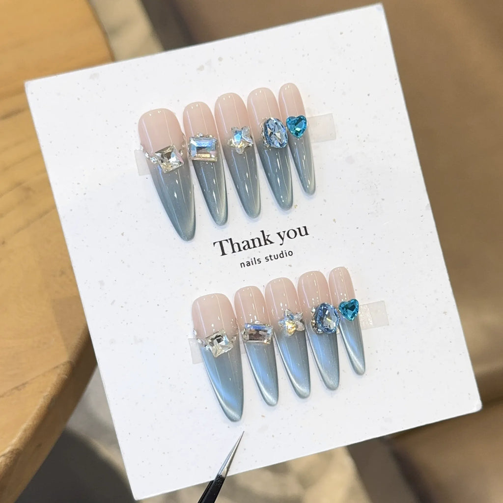 Handmade press-on nails, reusable.