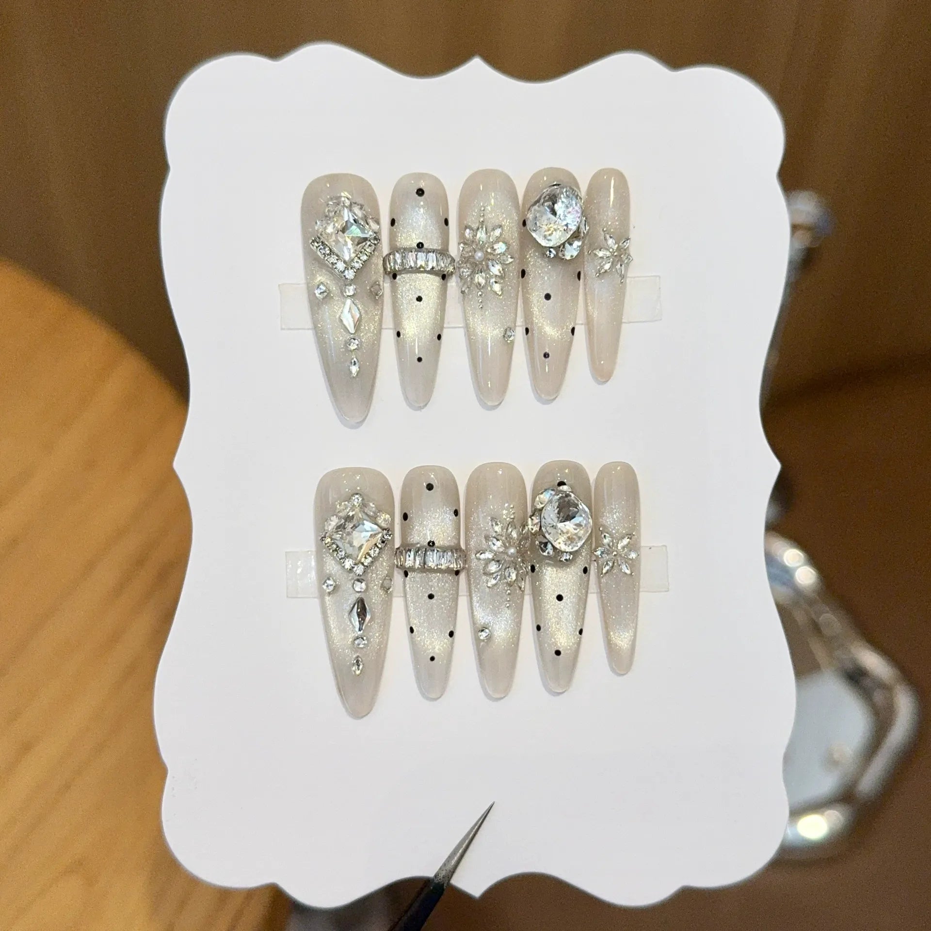 Handmade press-on nails, reusable.
