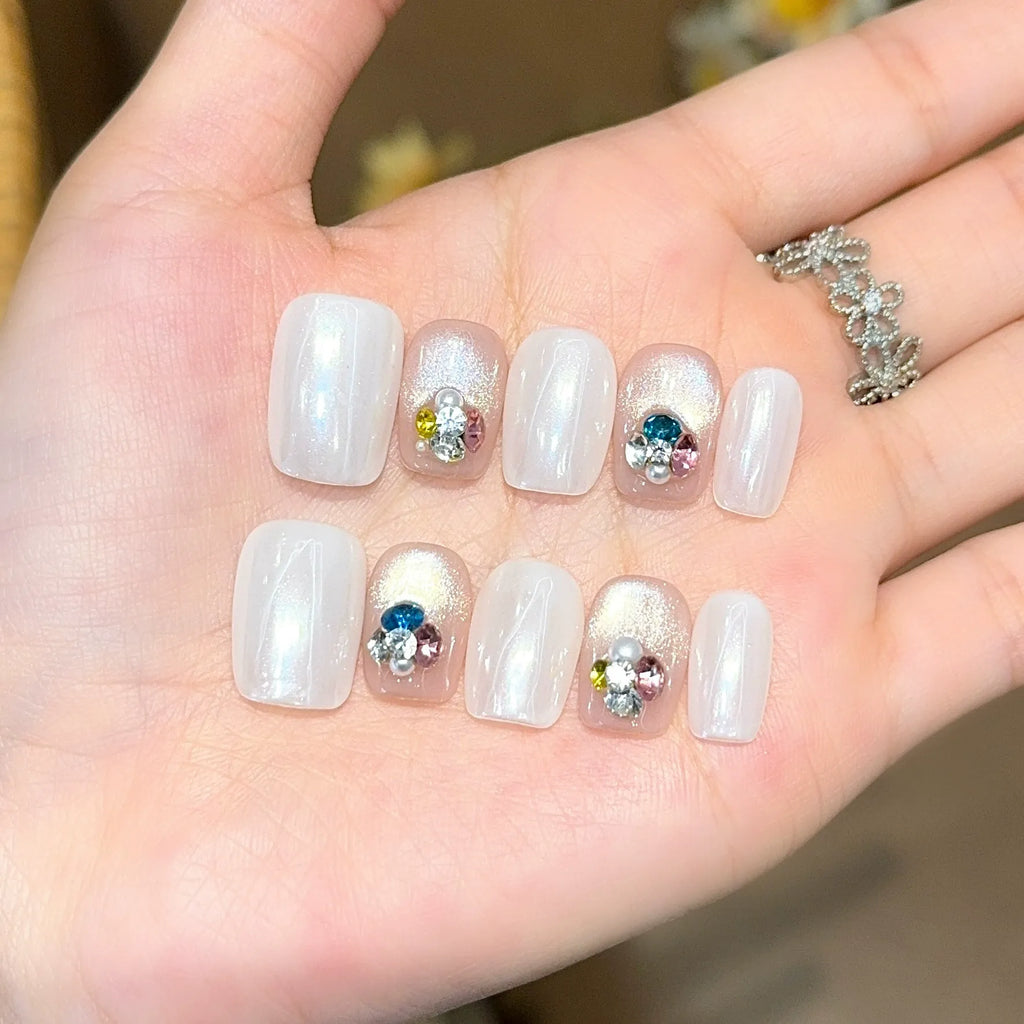 Handmade press-on nails, reusable.