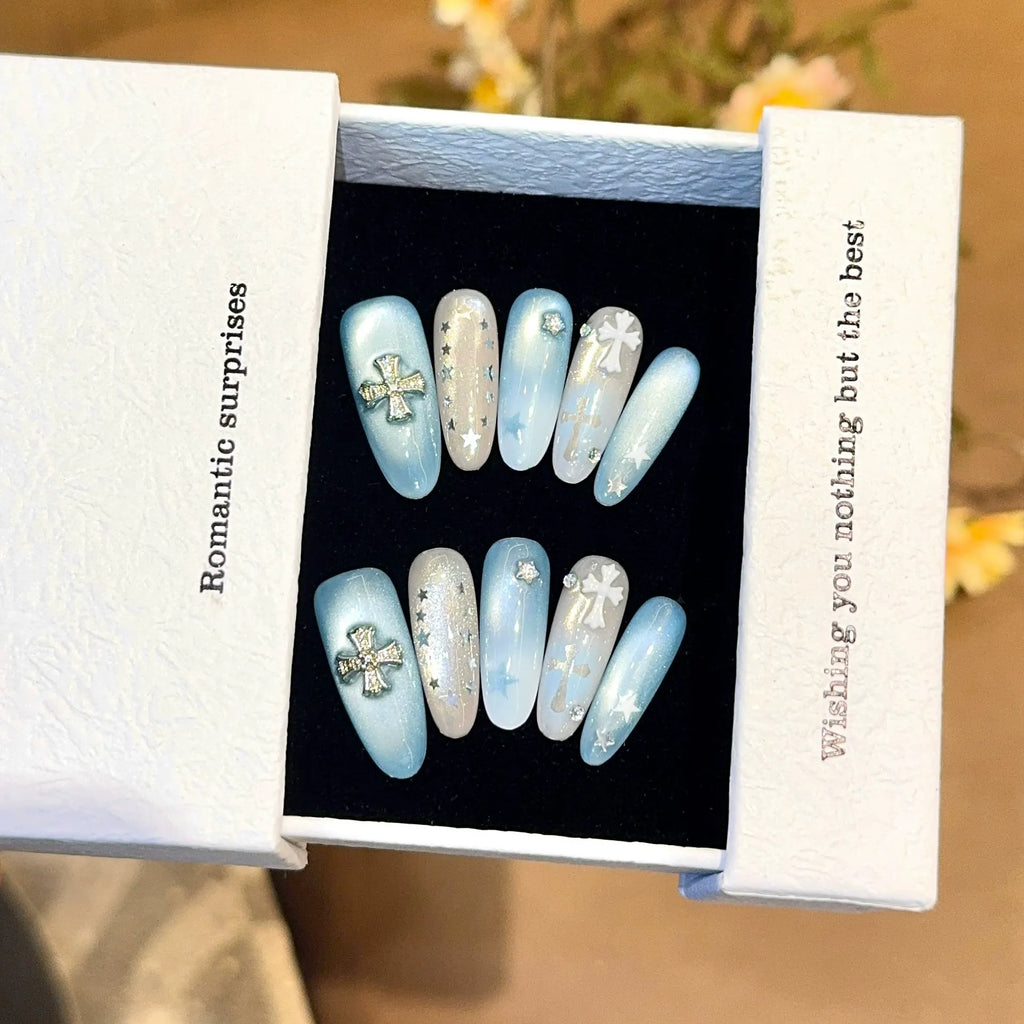 Handmade press-on nails, reusable.