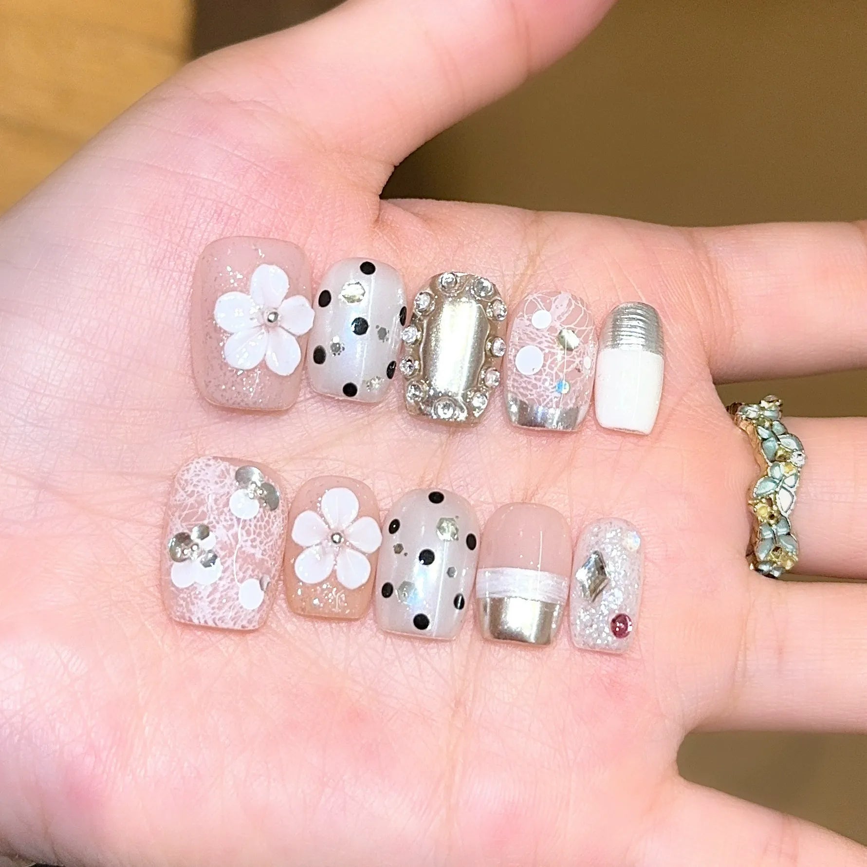 Handmade press-on nails, reusable.