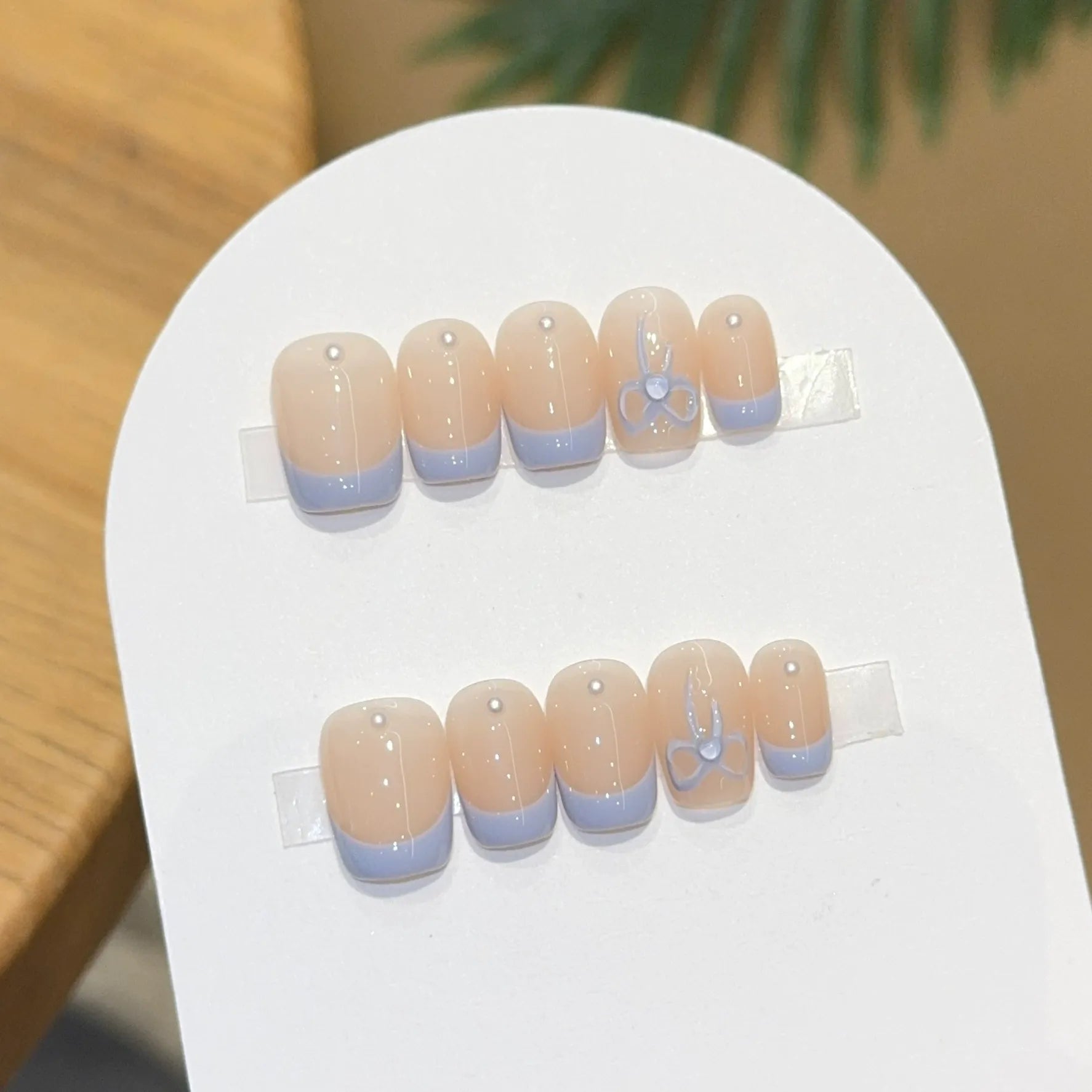 Handmade press-on nails, reusable.