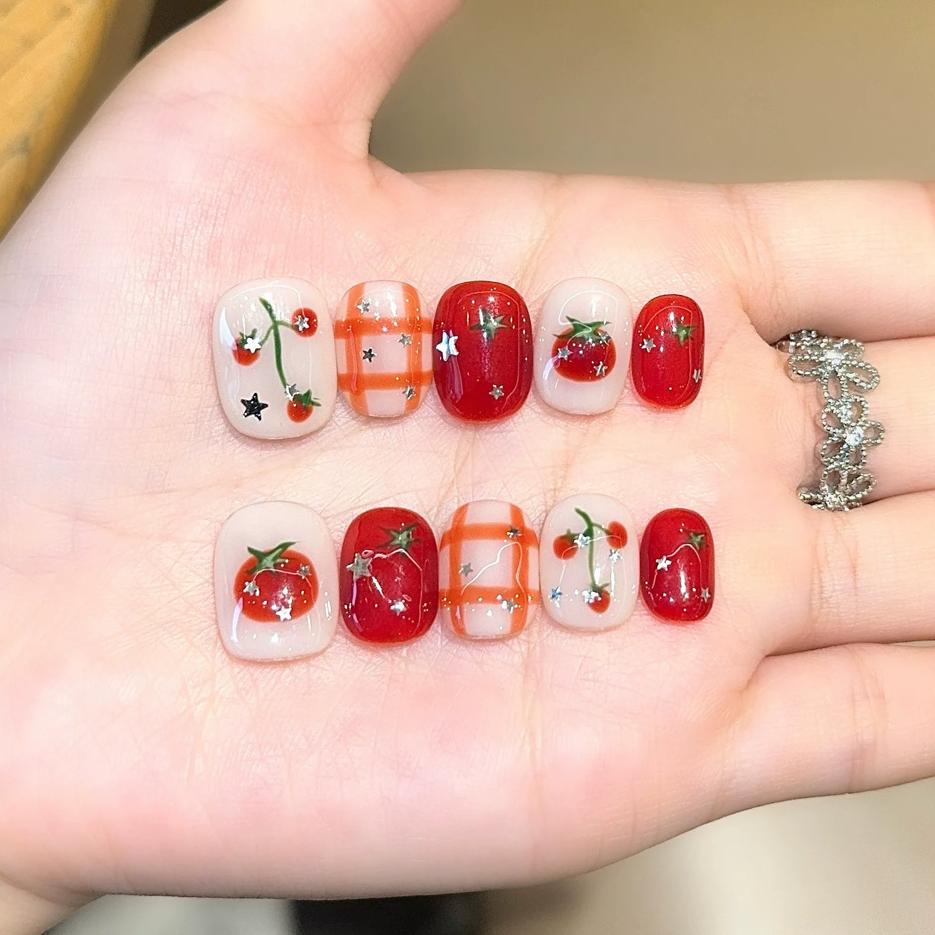 Handmade press-on nails, reusable.
