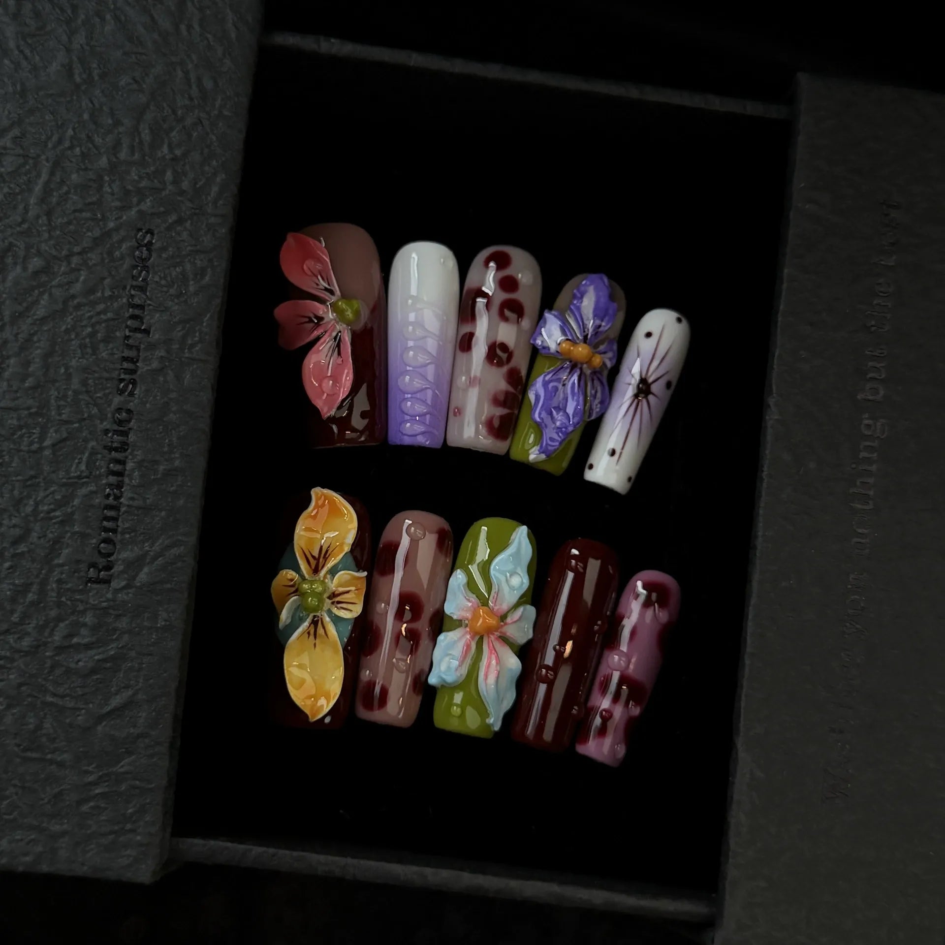 Handmade press-on nails, reusable.