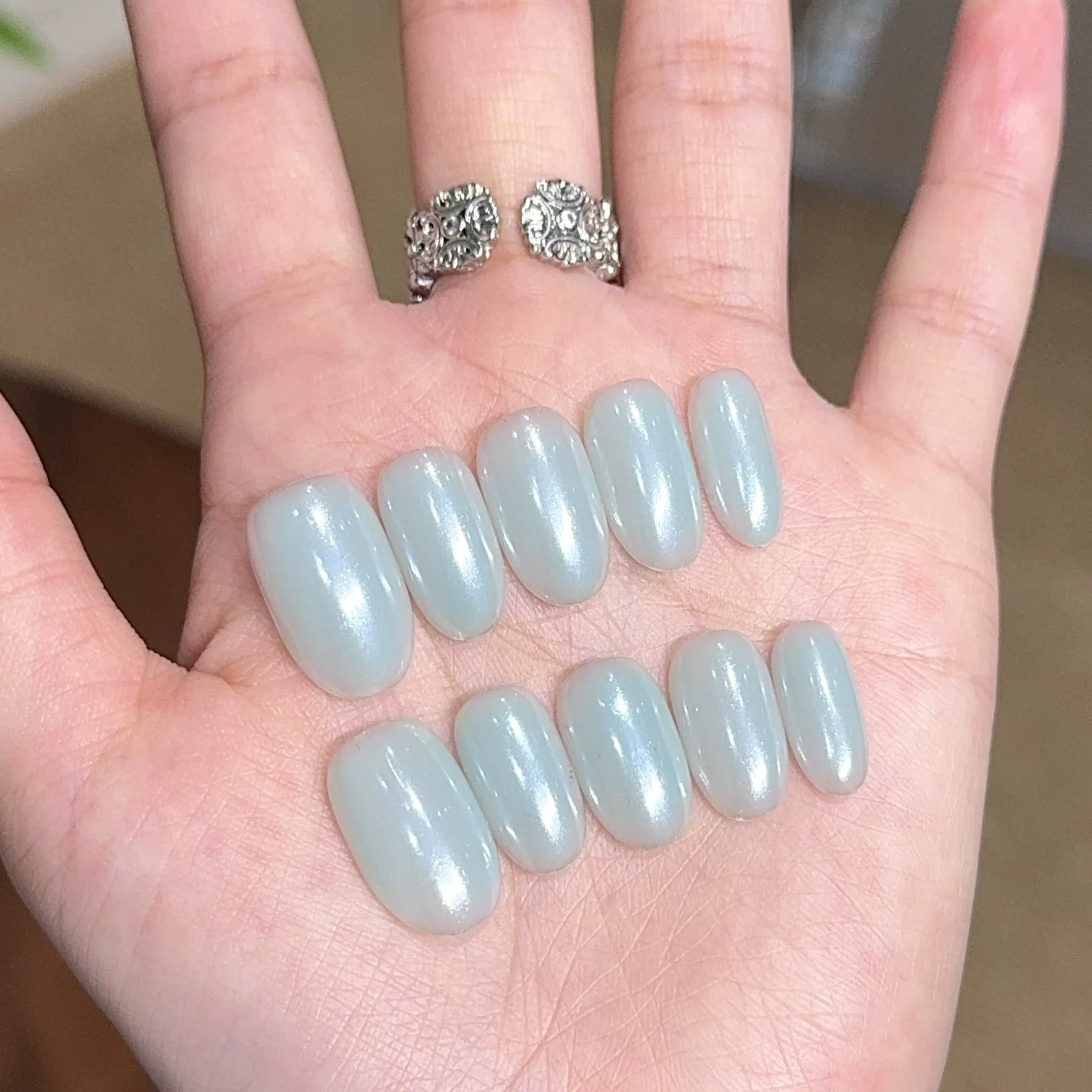 Handmade press-on nails, reusable.