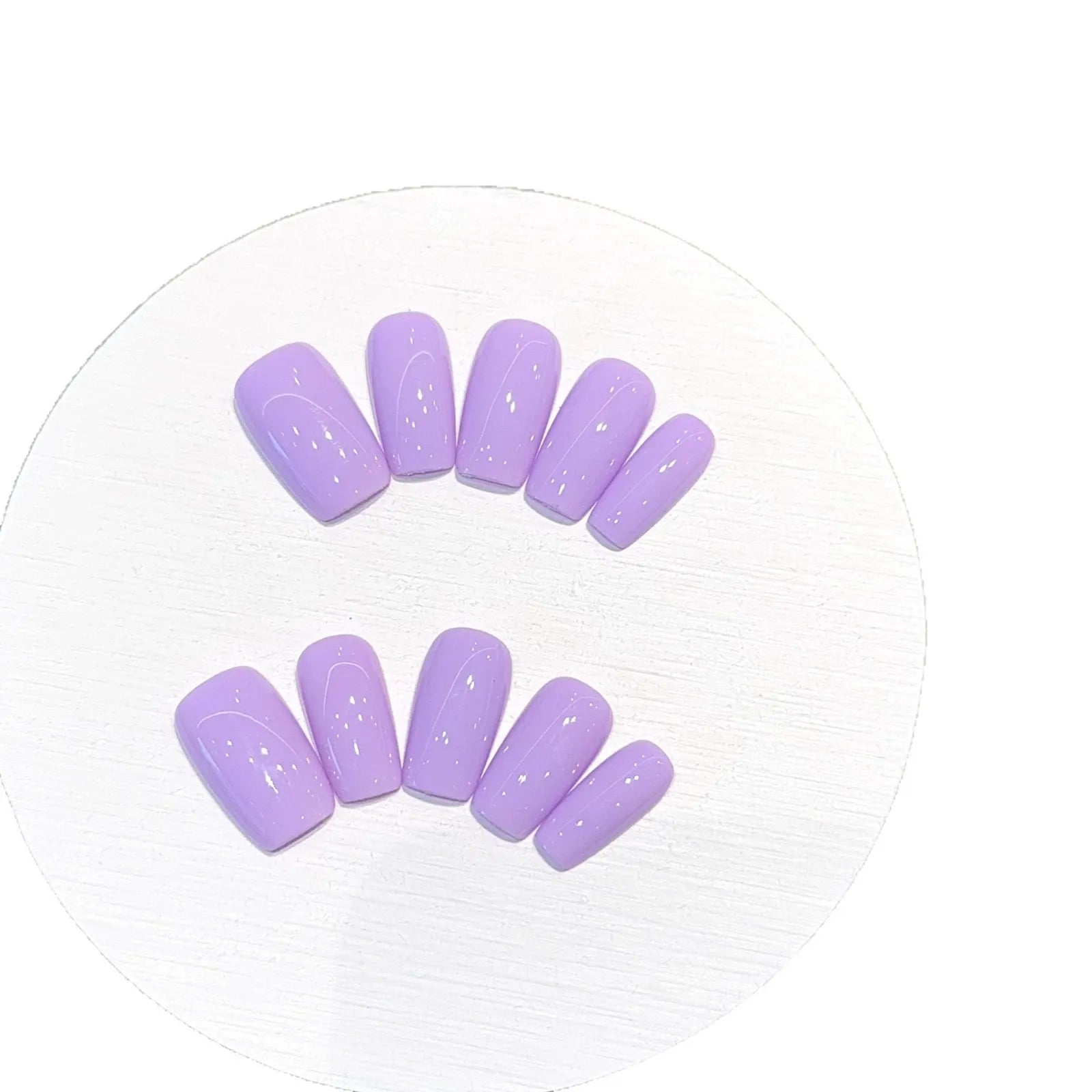 Handmade press-on nails, reusable.