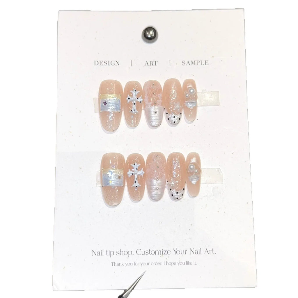Handmade press-on nails, reusable.