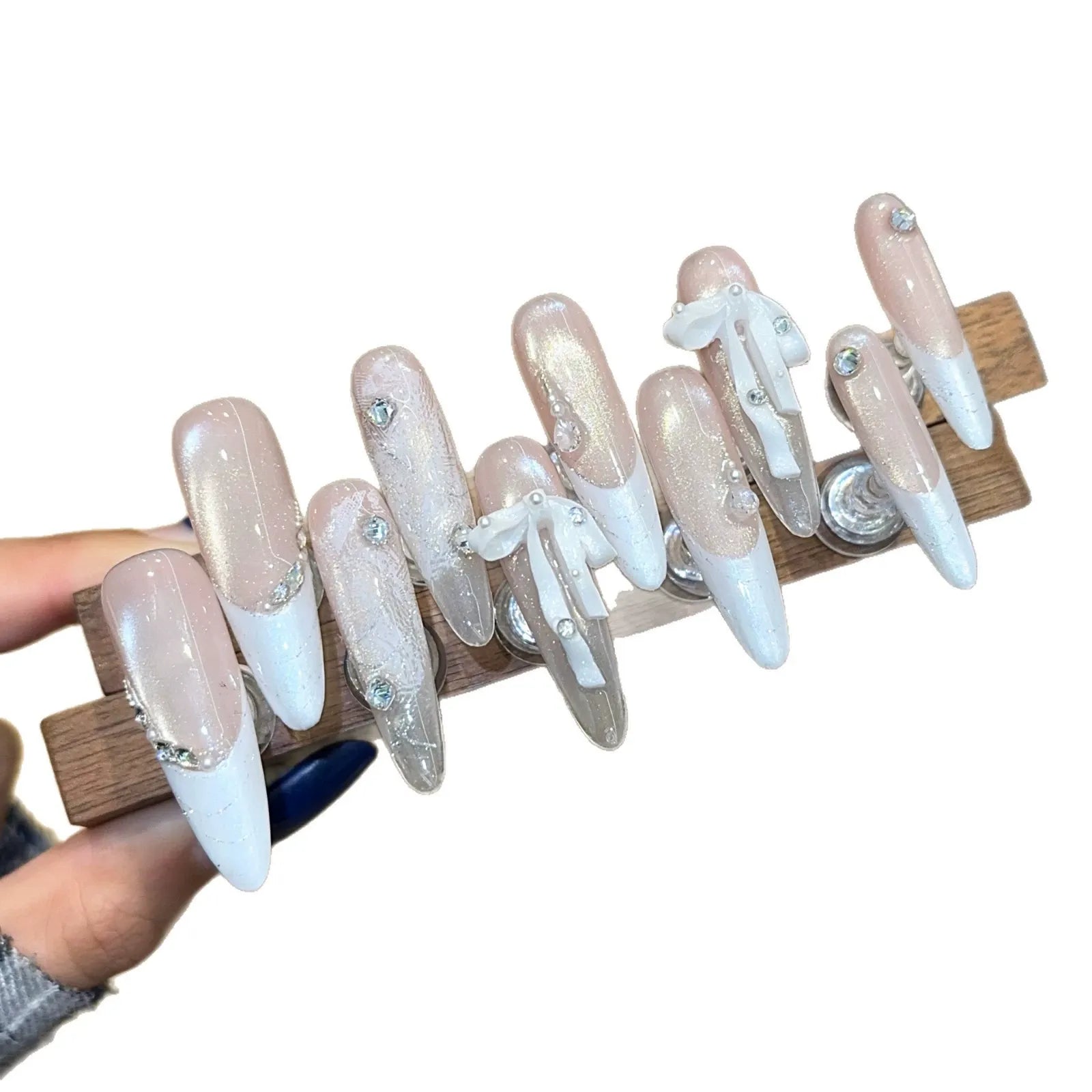 Handmade press-on nails, reusable.