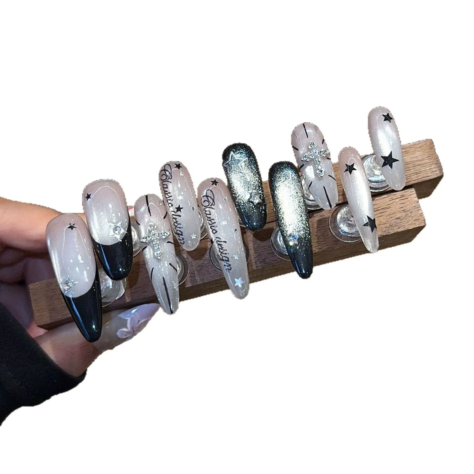Handmade press-on nails, reusable.